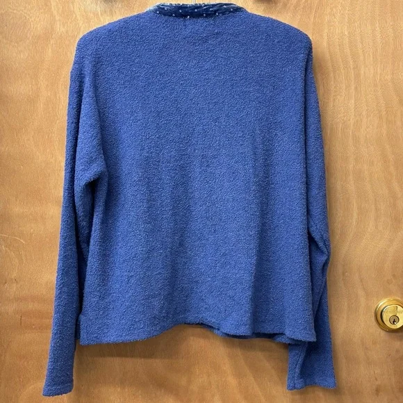 90s Periwinkle cardigan with velvet trim and beaded grape details, small - Picture 2 of 9